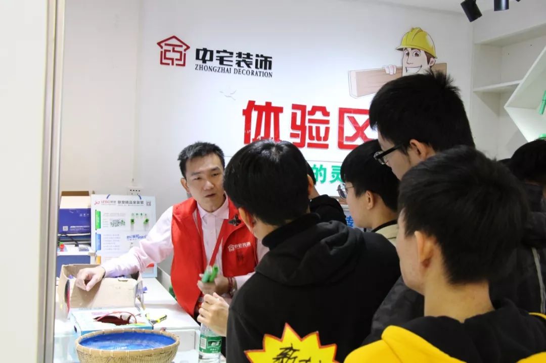 微信图片_20191211171640.jpg